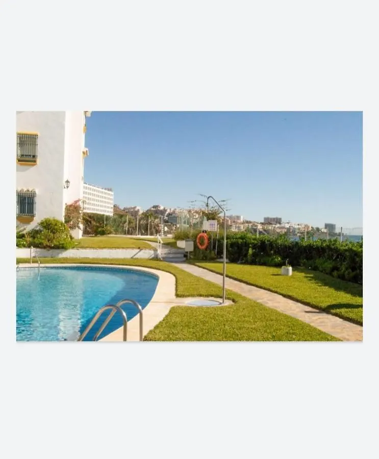 Espectacular Apartamento En Primera Linea De Playa Benalmadena Apartment
